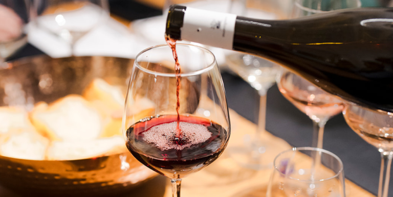 Degustazione vini in cantina: come funziona e cosa aspettarsi